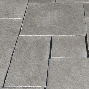 lime grey tumbled 300x